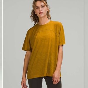 Lululemon Relaxed Fit Training Tee